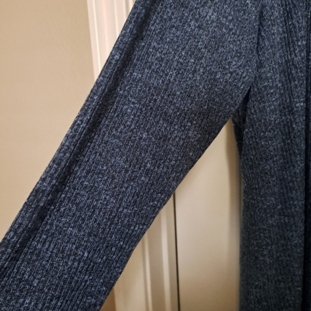 Plus Size Sweater - Picture 3 of 7